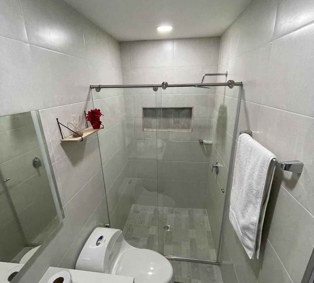 Remodelado Amoblado Apartamento