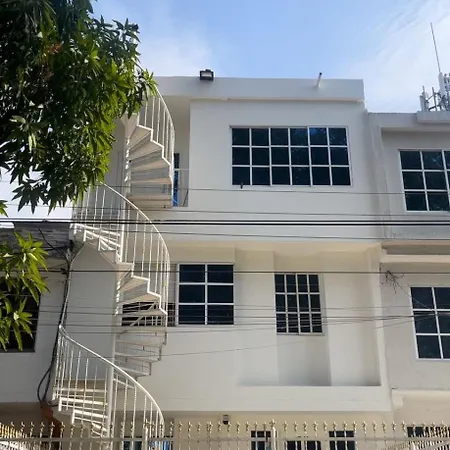 Apartamento Remodelado Amoblado